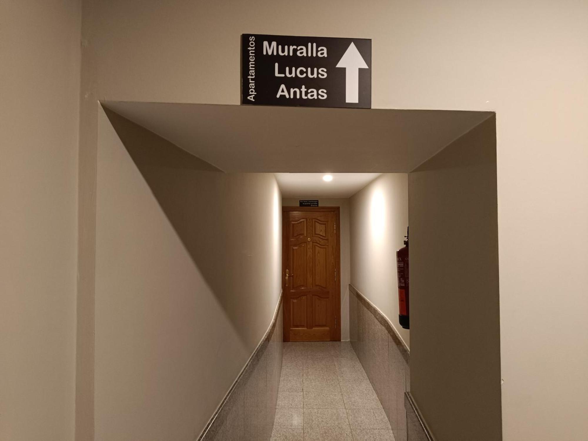 Apartamento Edita Lugo Bagian luar foto